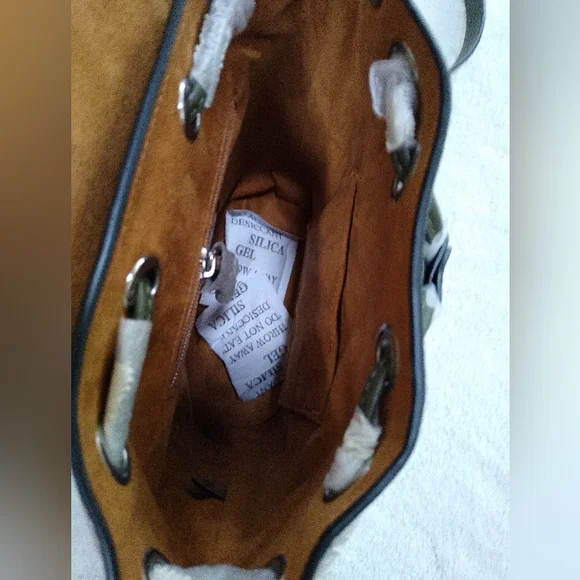 Coach Leather Amelia BP - Picture 6 of 6